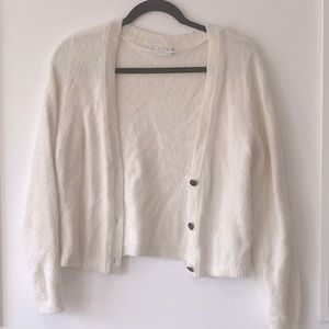 Fuzzy cropped white cardigan